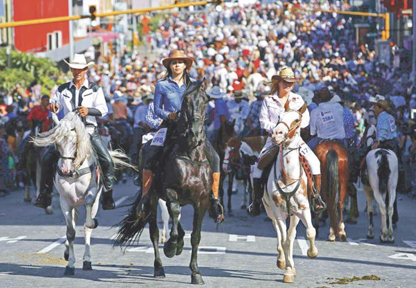 A "Tope" or parade in Costa Rica